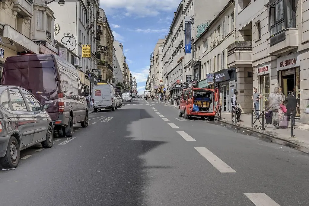 Montmartre Clignancourt Hotel *