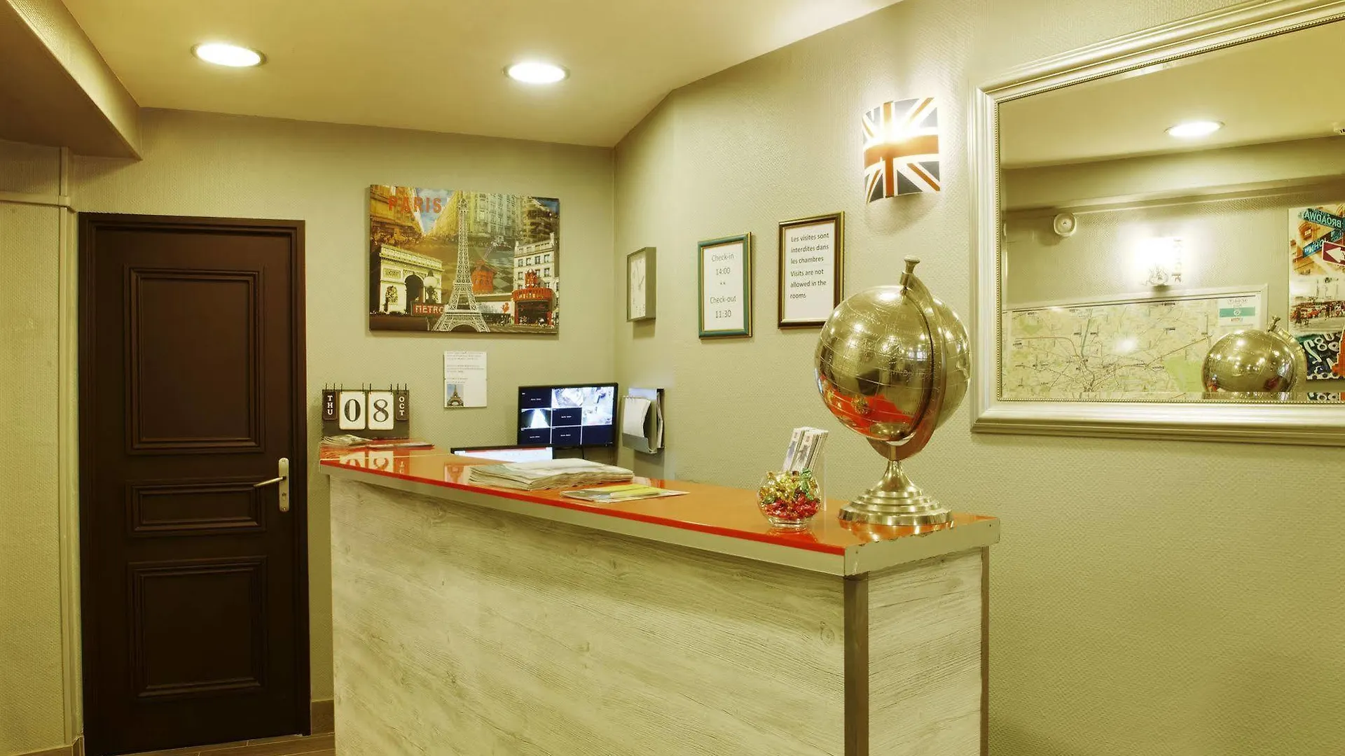Montmartre Clignancourt Hotel Paris