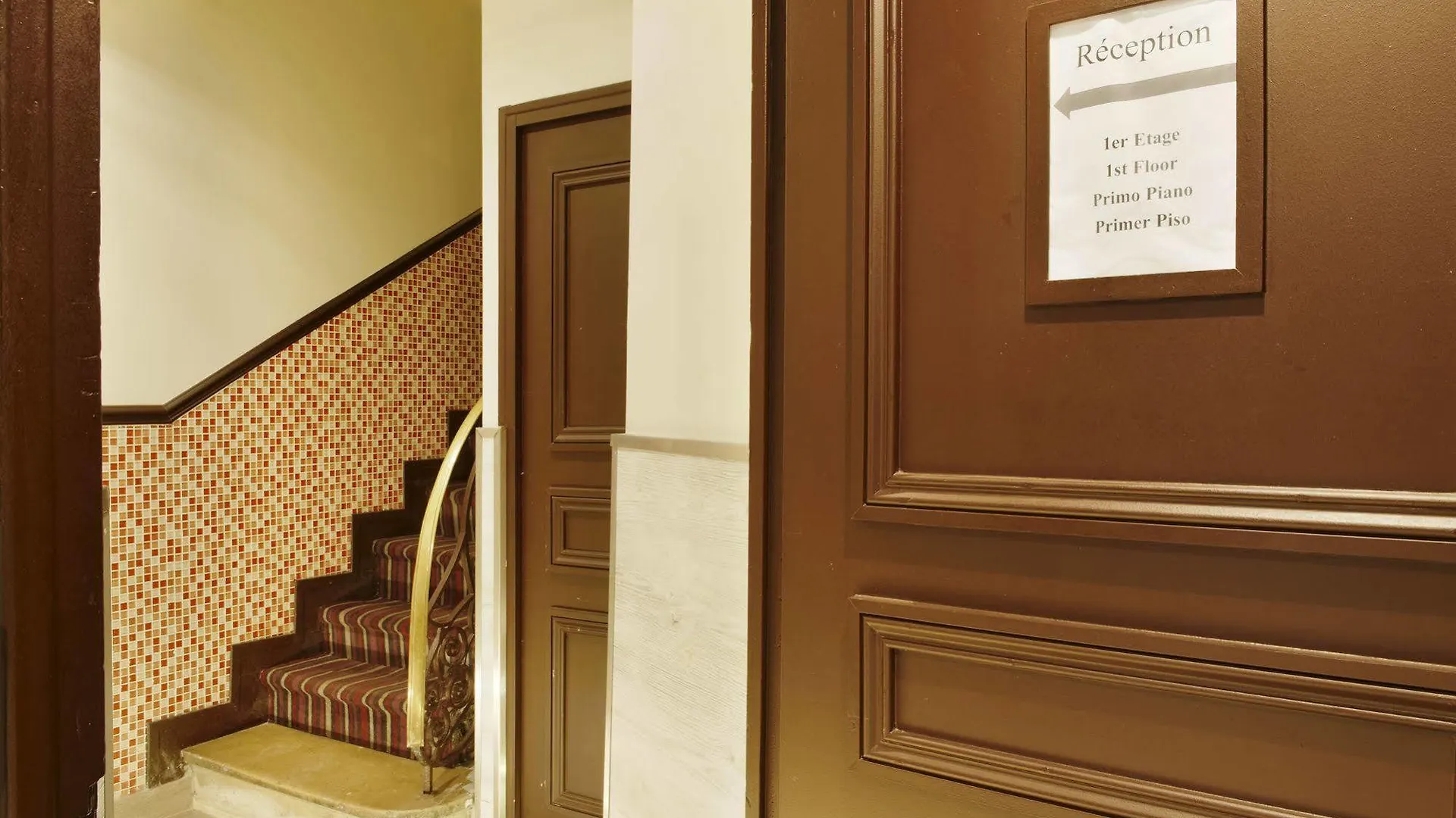 Montmartre Clignancourt Hotel