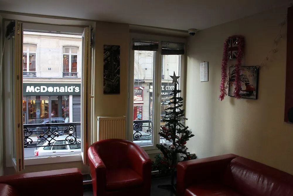 ホテル Montmartre Clignancourt